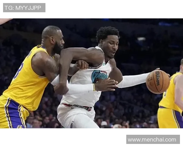 2010年湖人与灰熊激战回顾：经典对决与篮球传奇的交汇时刻