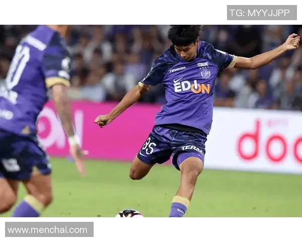 墨尔本胜利与广岛三箭的激烈对决谁能在亚冠赛场笑到最后 墨尔本胜利与广岛三箭的激烈对决谁能在亚冠赛场笑到最后