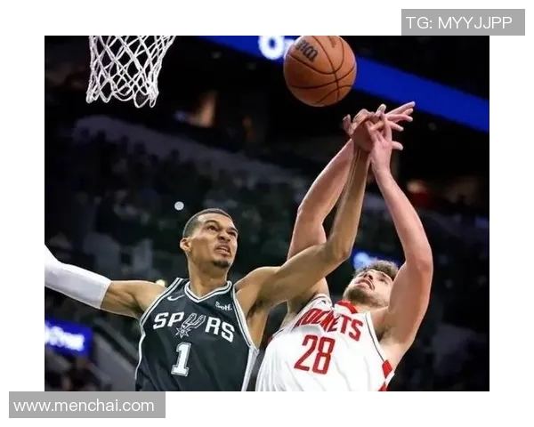 火箭队与马刺激战正酣2017年5月4日经典对决回顾